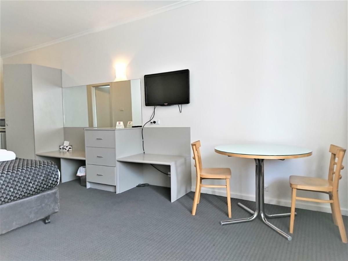 Glenelg Beach Gateway Studio Apartment Esterno foto