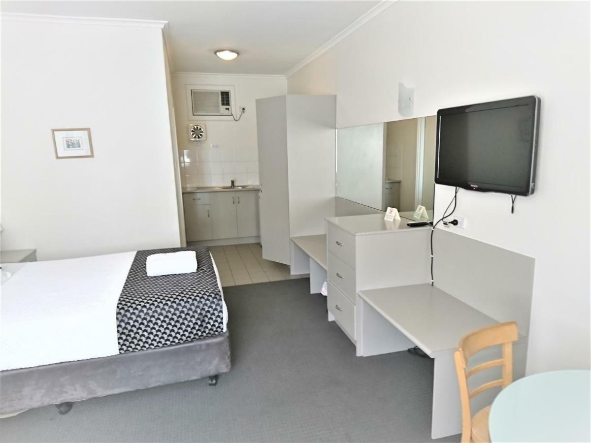 Glenelg Beach Gateway Studio Apartment Esterno foto
